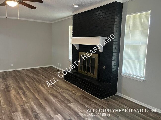 Building Photo - 6406 Galaxie Dr