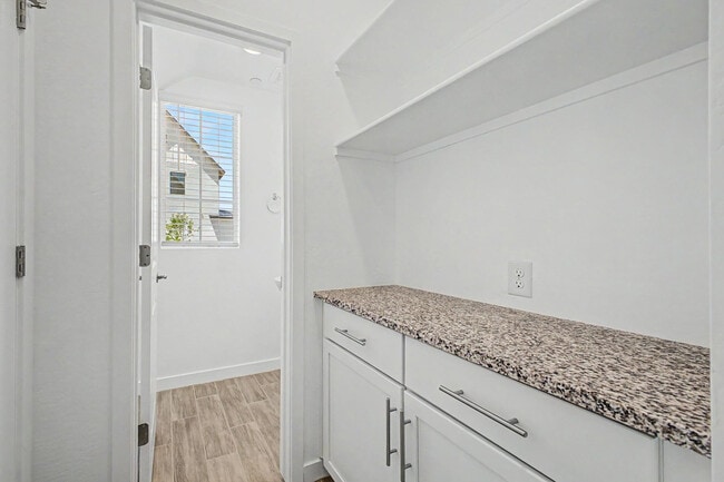 Building Photo - 8232 E University Dr