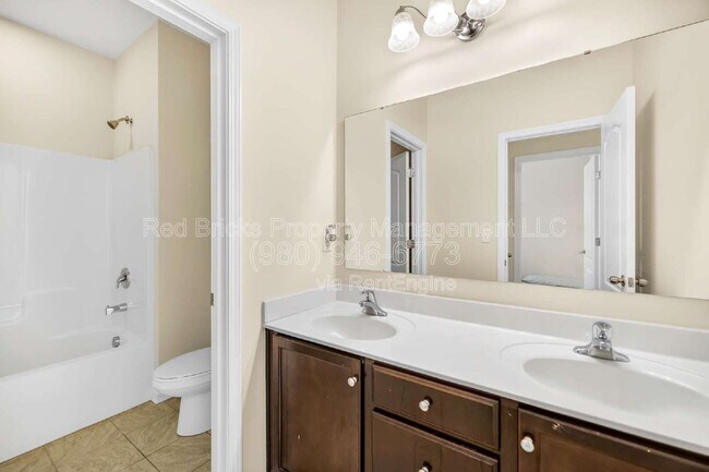 Building Photo - 10677 Sky Chase Ave NW
