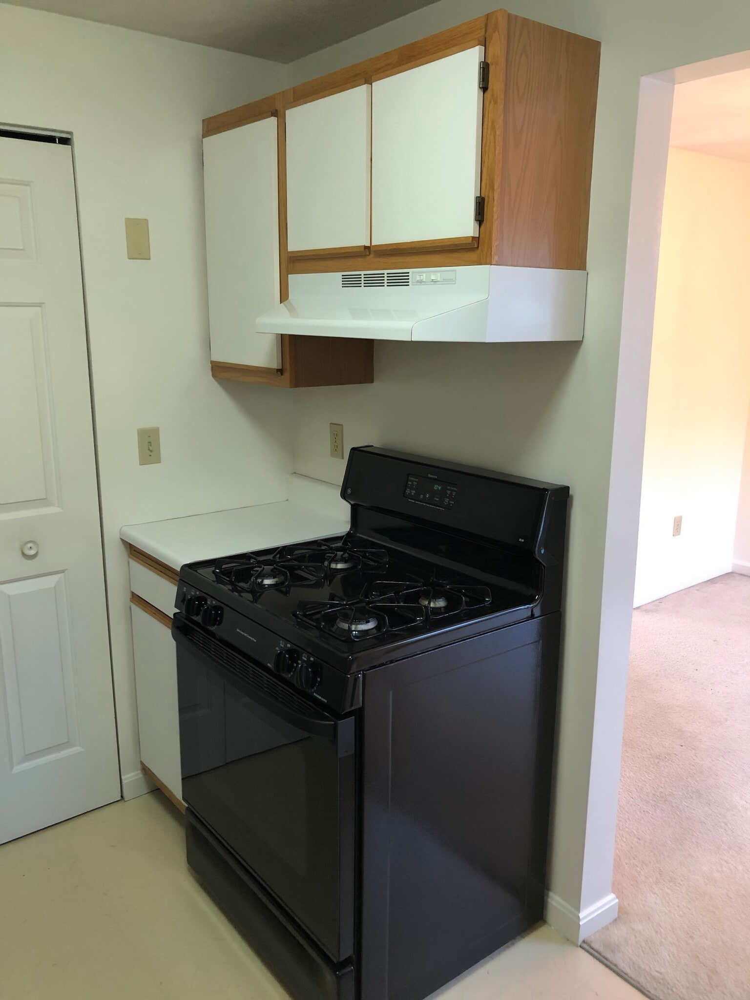 Kitchen - 777 Middle Rd