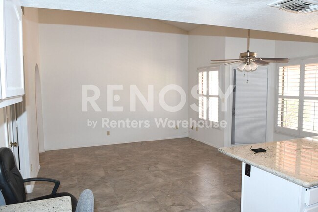 Building Photo - 14250 N Fountain Hills Blvd