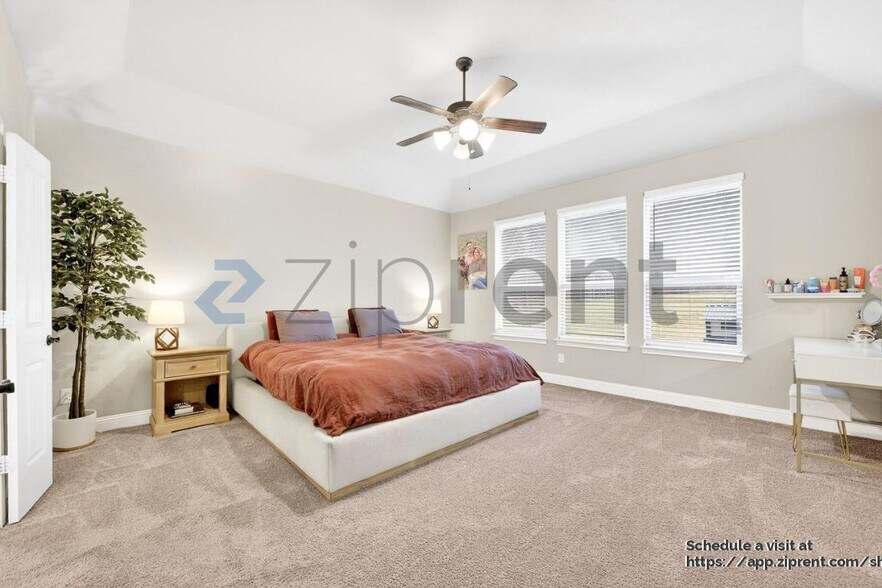 Building Photo - 12501 Eagles Bluff