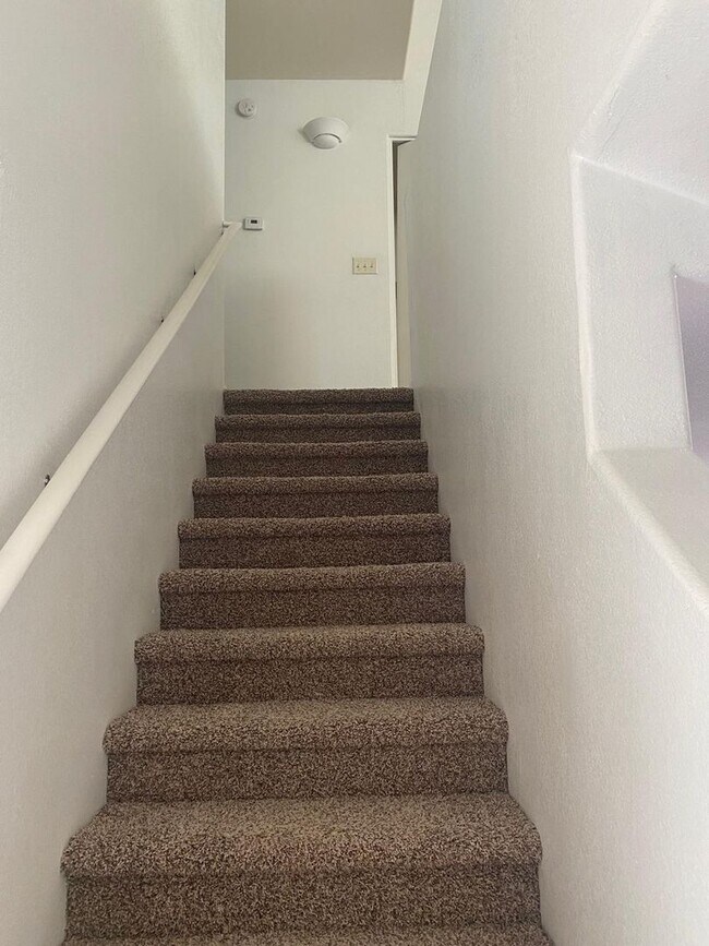 Building Photo - 7805 S Hidden Places Loop