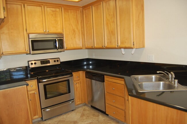 Building Photo - Springview 3022