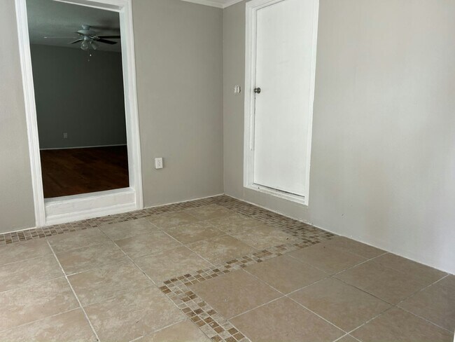 Building Photo - 1114 Choctaw Village Dr