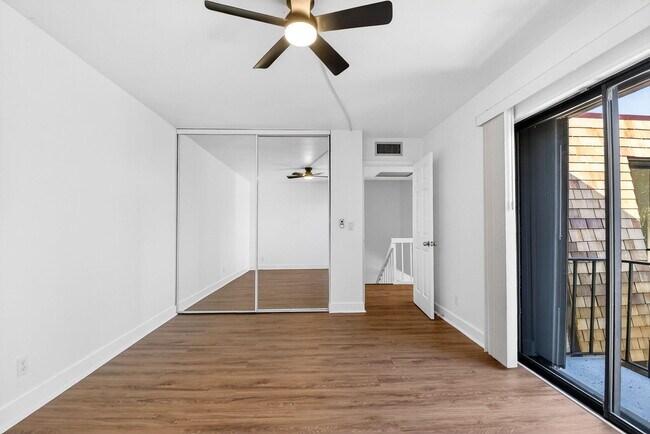 Building Photo - 198 Lake Arbor Dr