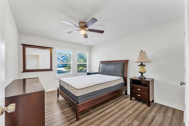 Building Photo - 2430 Telluride Dr