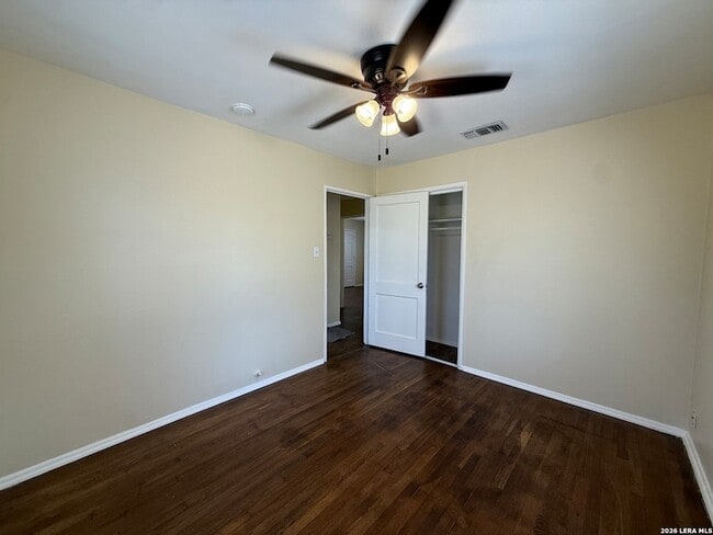 Building Photo - 258 Cliffwood Dr