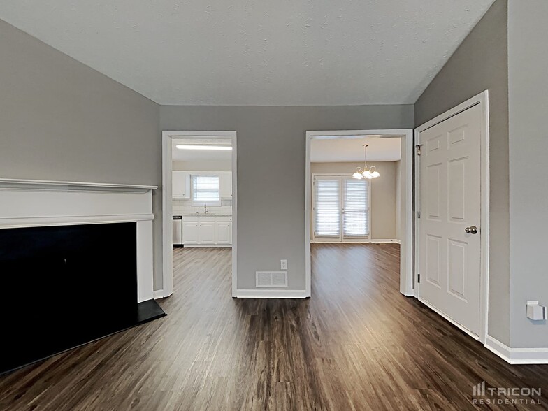 Building Photo - 34 Paradise Way