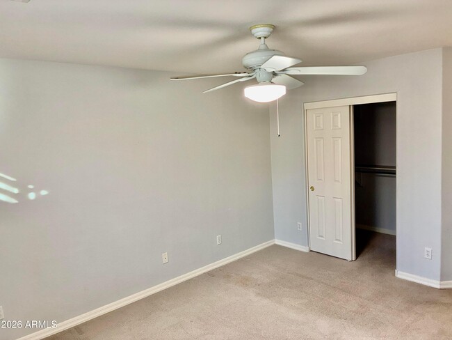 Building Photo - 3189 E Hazeltine Way