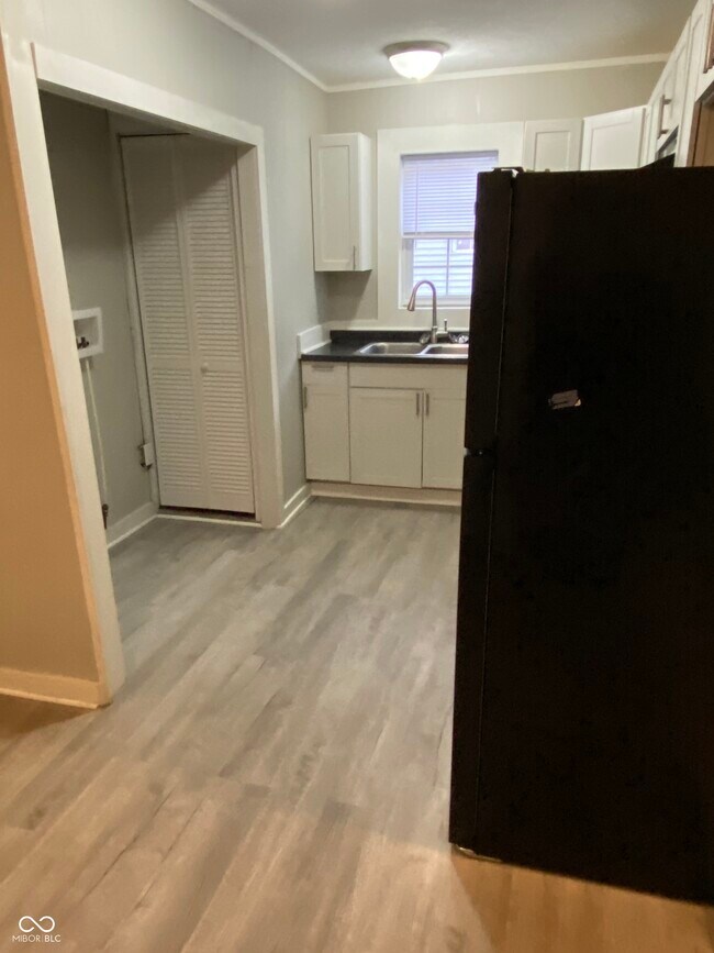 Building Photo - 1820 S M St