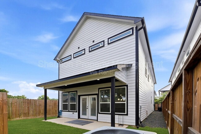 Building Photo - 6476 T C Jester Blvd