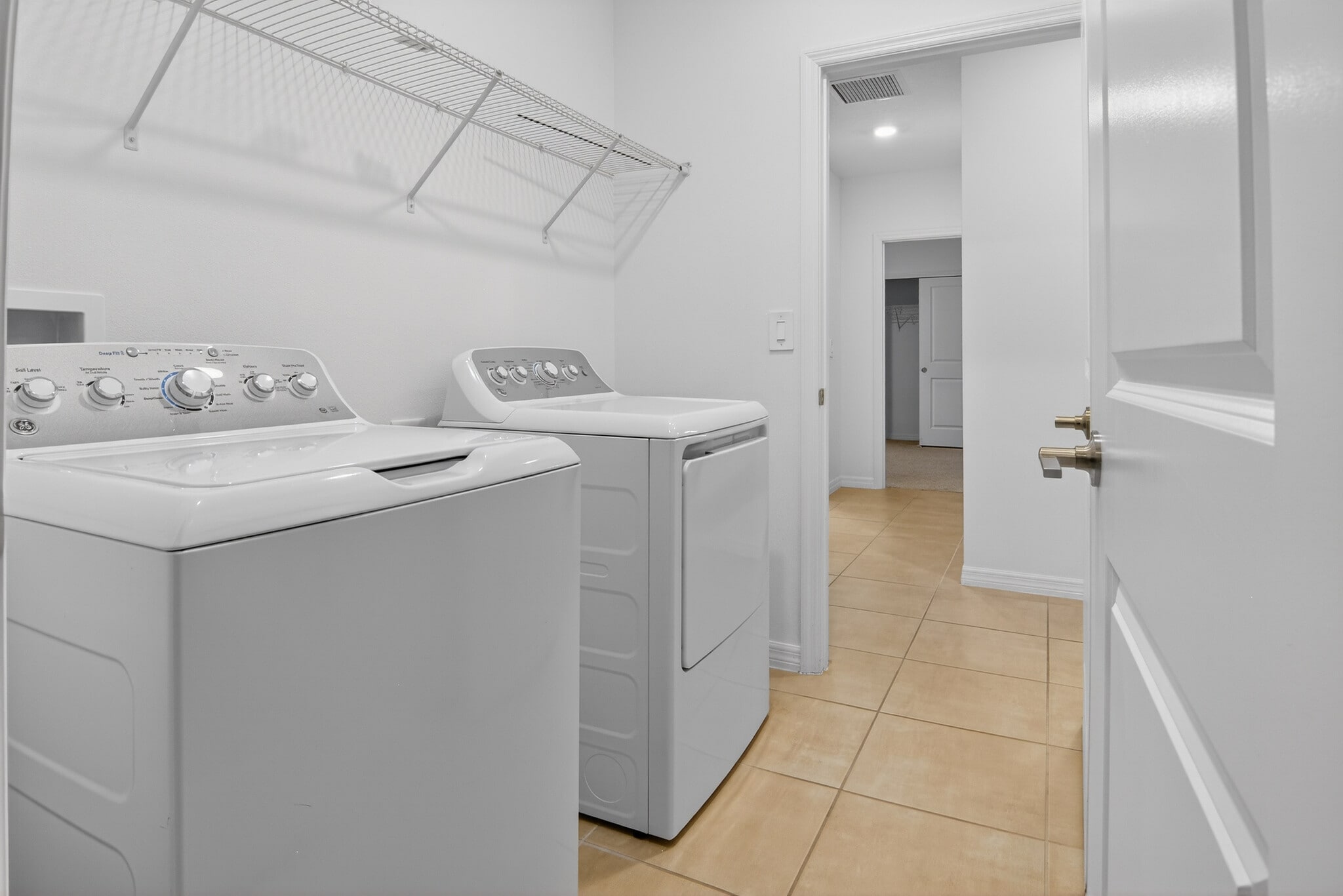 Building Photo - 3917 Southern Vista Loop