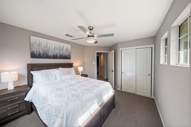 Building Photo - 21 Stone Creek Pl