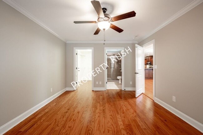 Building Photo - 3606 Brass Lantern Way