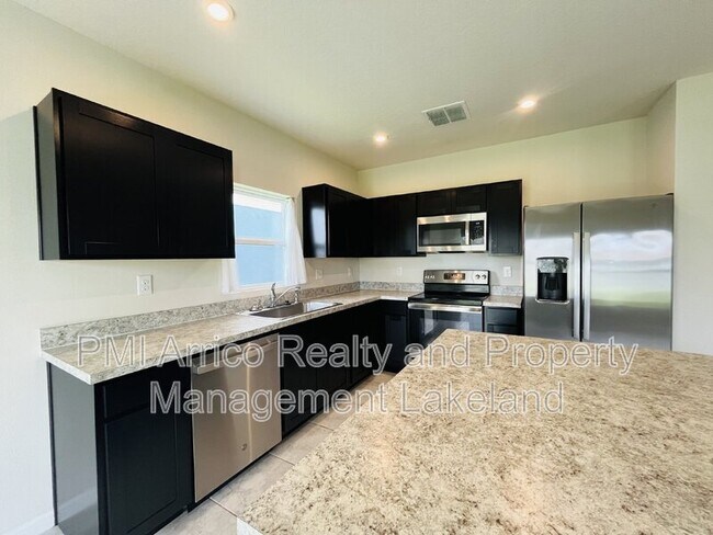 Building Photo - 1113 Eagle Claw Ln