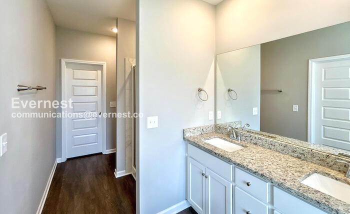 Building Photo - 1020 Echo Rdg Rd