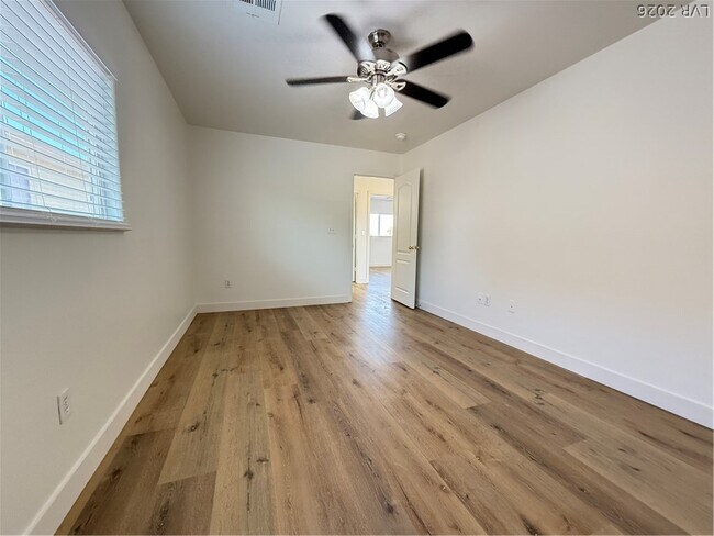 Building Photo - 11087 Deluna St