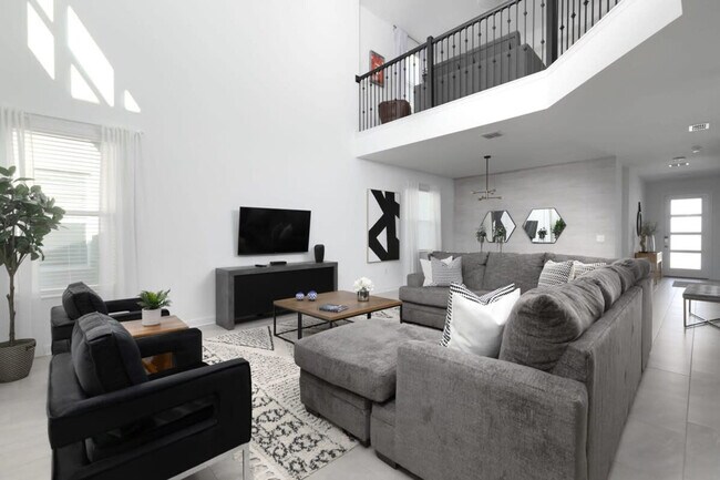 Building Photo - 4290 Paragraph Dr