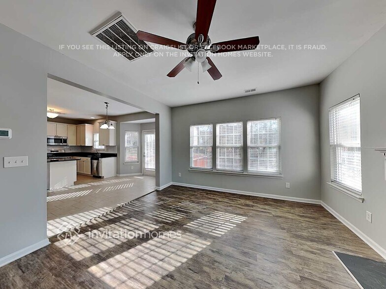 Building Photo - 12145 Autumn Winds Ln