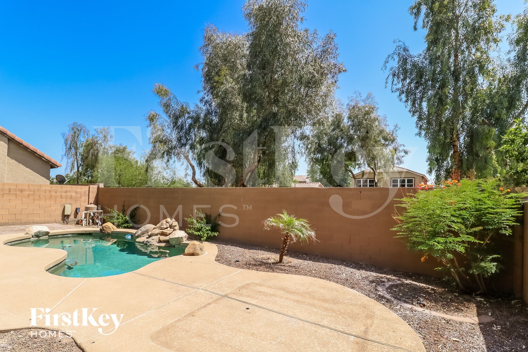 Building Photo - 15903 N 171st Dr