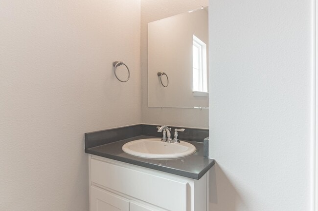 Building Photo - 206 Peruna Dr