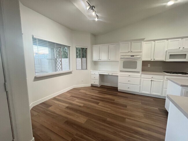 Building Photo - 2470 sq ft, remodeled single story, hard to find 5 bed, 2.5 bath, 2 car garage in guard gated Sta...