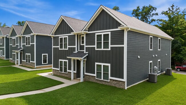 Building Photo - 314 N Jefferson St
