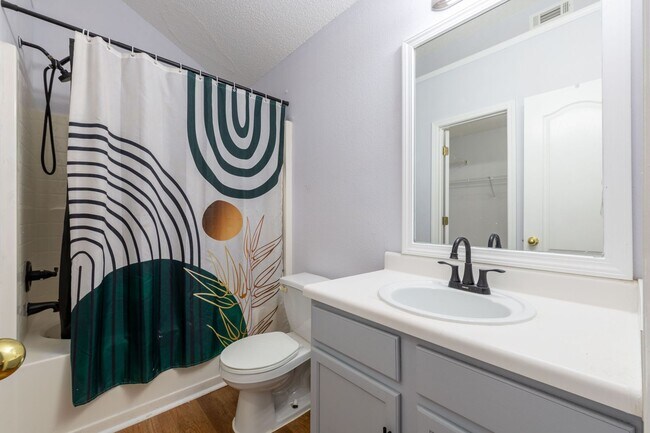 Building Photo - Charming 3 Bedroom, 2 Bath Home in Union C...