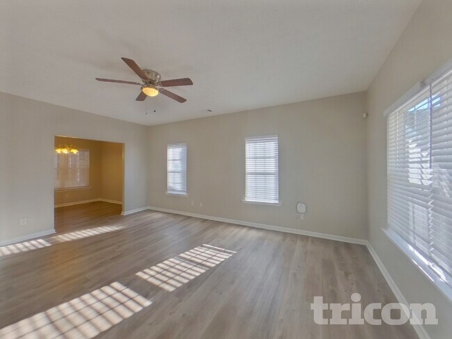 Building Photo - 272 Prescott Ct