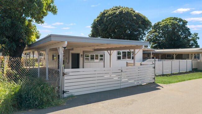 Building Photo - 84-814A Farrington Hwy