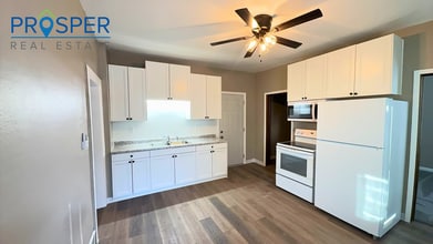 Building Photo - JA708X