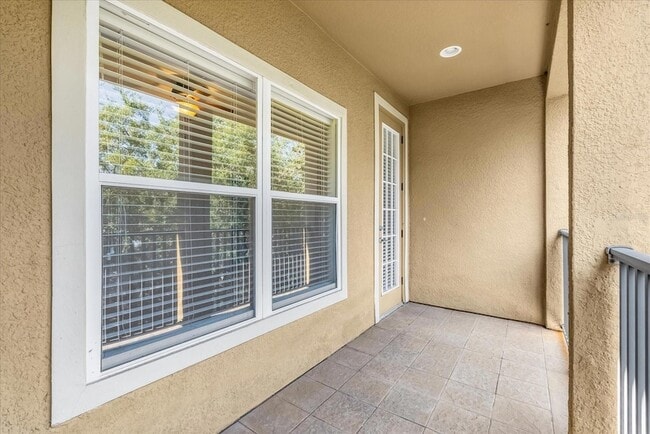 Building Photo - 655 Pensacola Ln