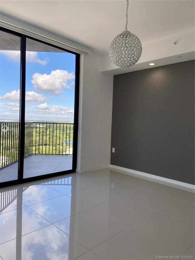 Building Photo - 5300 Paseo Blvd