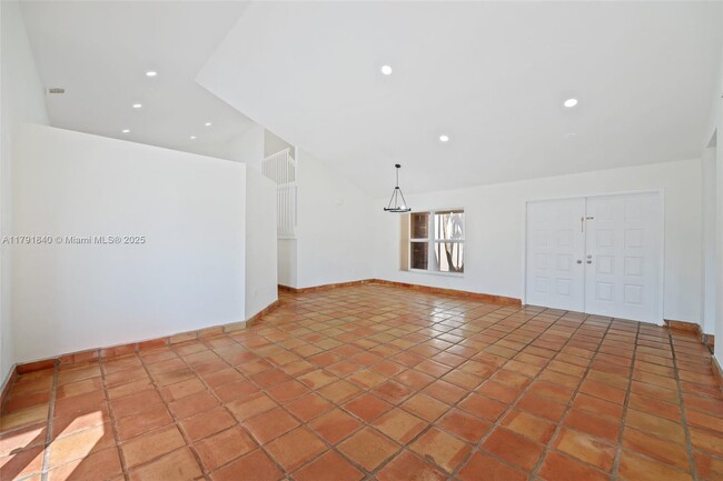 Building Photo - 14531 Hampton Pl