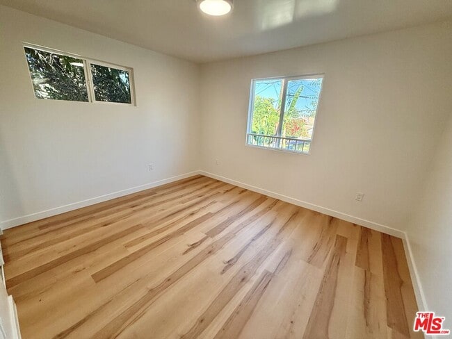 Building Photo - 2922 8th Ave