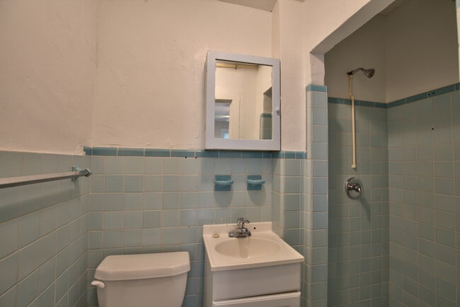 Building Photo - 2bd/2ba in MIDTOWN