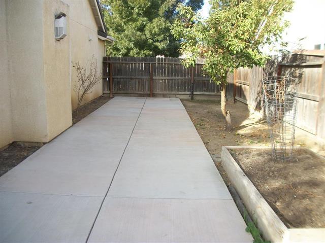 Building Photo - 642 Kensington Cir