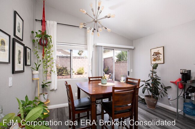 Building Photo - 3 br, 2 bath House - 4010 Lucas Ave