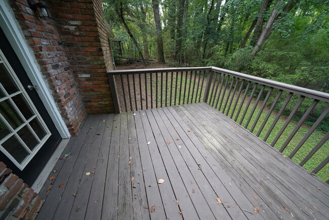 Building Photo - 3887 Rosita Ave