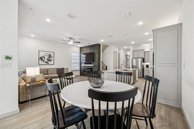 Building Photo - 1000 Redbrick Ln