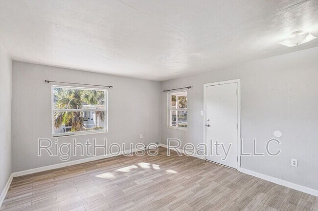 Building Photo - 420 Euclid Ave