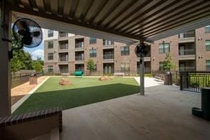 Building Photo - 2033 S Gessner Rd