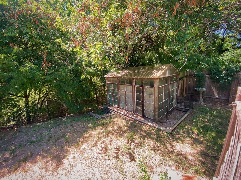 Building Photo - 3014 Matador Dr