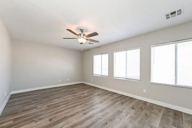 Building Photo - 9511 Leaping Lizard St