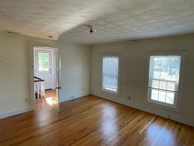 Building Photo - 333 Quinnipiac Ave