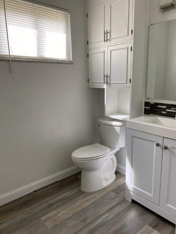 Building Photo - 452 S Yarrow St