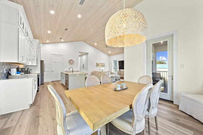 Building Photo - 23011 Perdido Beach Blvd