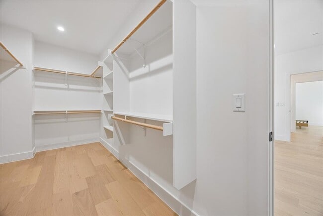 Building Photo - 4416 S 1st St