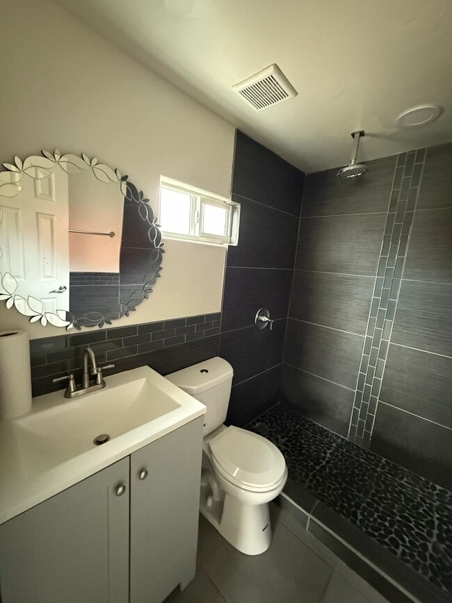 Building Photo - 3917 S Liberty Ave